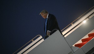 Donald Trump plans to extend a sale-or-ban deadline for TikTok's US operations. It would be the third time he's extended the deadline this year.BRENDAN SMIALOWSKI/AFP via Getty Images